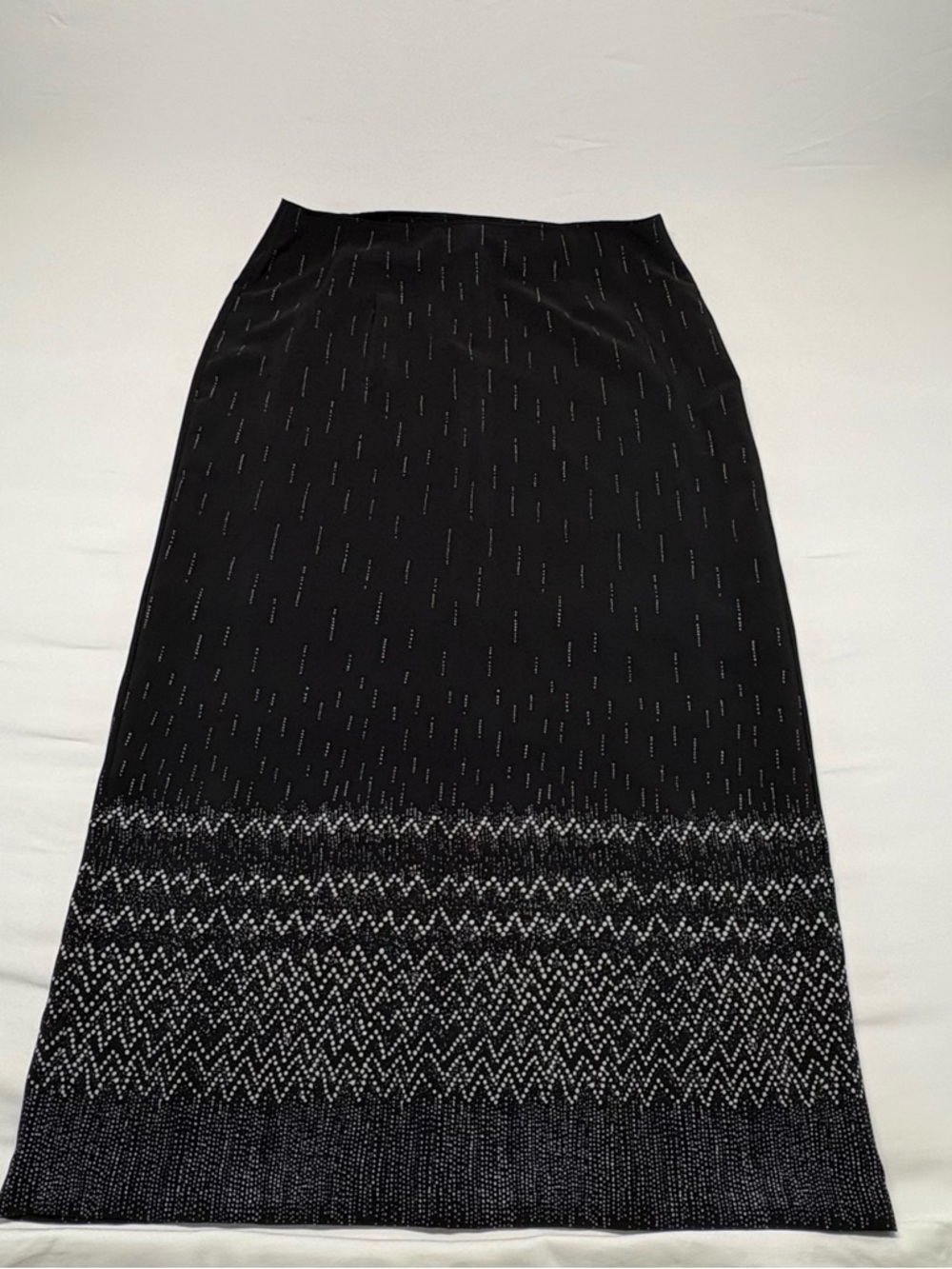 Jessica Black Maxi Skirt with Silver Hem Pattern Size 14